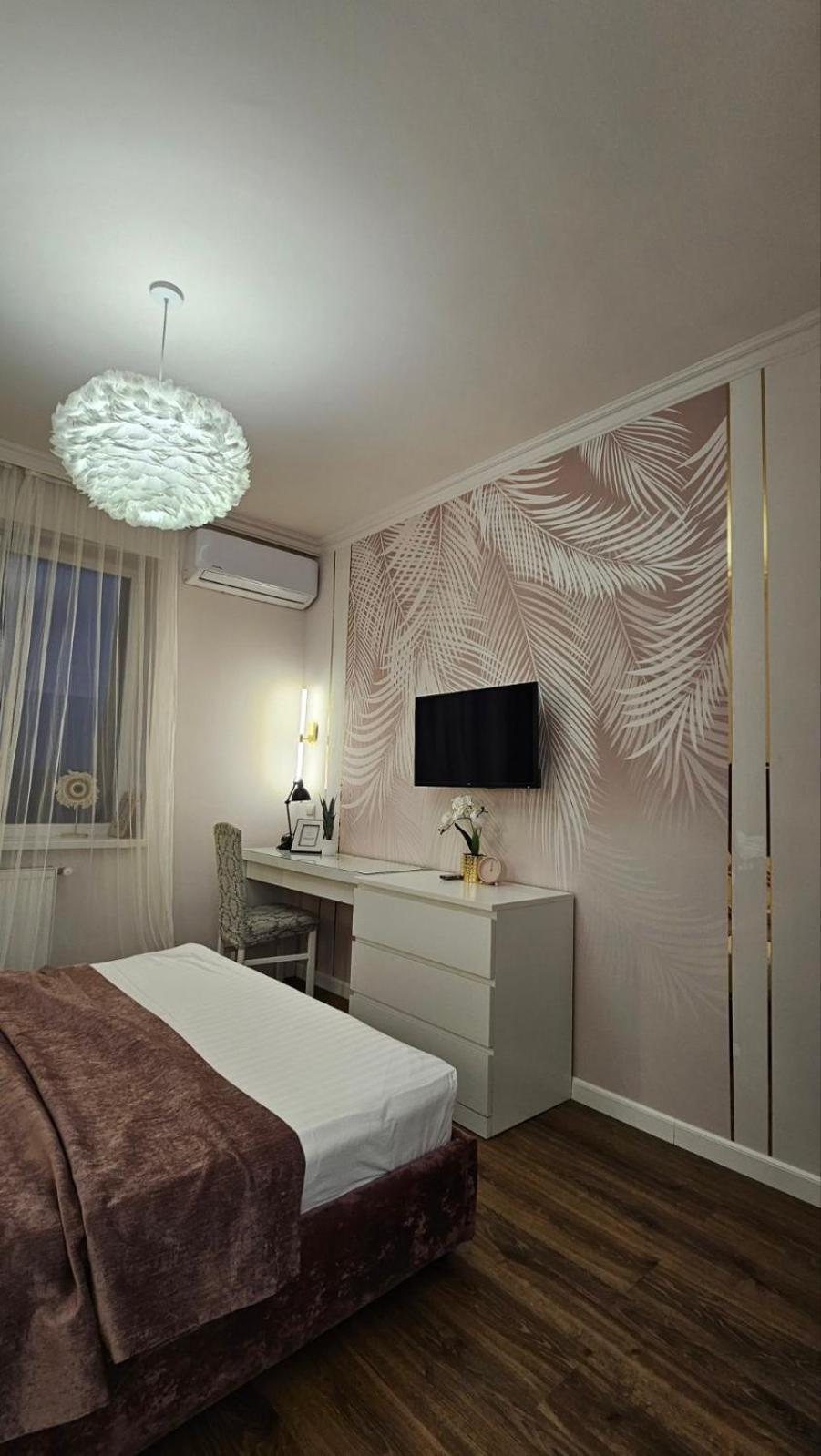 Soft Pink Apartment Mukacheve Exterior foto